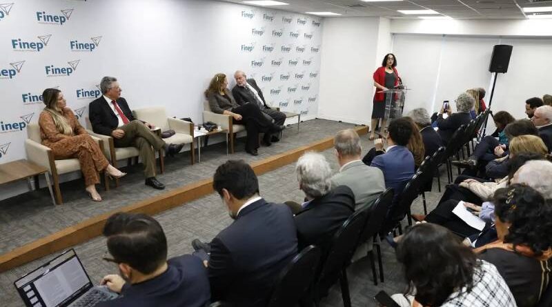 Programa destina R$ 360 milhões a pequenas empresas inovadoras Programa destina R$ 360 milhões a pequenas empresas inovadoras