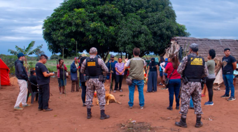 MPF acompanha conflitos agrários envolvendo comunidades indígenas no interior de Mato Grosso do Sul MPF acompanha conflitos agrários envolvendo comunidades indígenas no interior de Mato Grosso do Sul