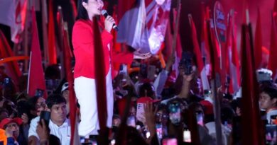 Eleições Peru: Keiko abre vantagem de 17 mil votos sobre Sánchez Eleições Peru: Keiko abre vantagem de 17 mil votos sobre Sánchez