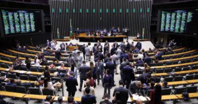 PoderData: 48% veem trabalho da Câmara como ‘péssimo’; Senado índice vai para 44%
