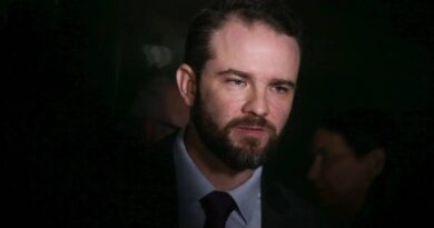Durigan não contém crise das pautas-bomba e conta com ajuda do STF