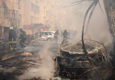 Ataques ucranianos deixam sete mortos e mais de 50 feridos em galpões na Rússia Ataques ucranianos deixam sete mortos e mais de 50 feridos em galpões na Rússia