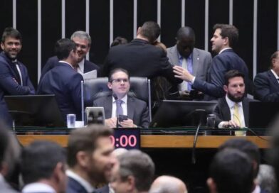 Republicanos enviou 43% das emendas de comissão à PB de Hugo, diz relatório Republicanos enviou 43% das emendas de comissão à PB de Hugo, diz relatório