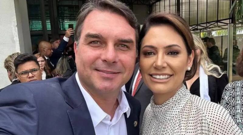 Da “humilhação” ao perdão, a linha do tempo da briga de Flávio e Michelle Da “humilhação” ao perdão, a linha do tempo da briga de Flávio e Michelle