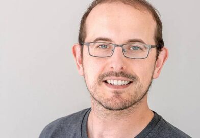 Cientista brasileiro é premiado por estudo sobre tratamento de câncer Cientista brasileiro é premiado por estudo sobre tratamento de câncer