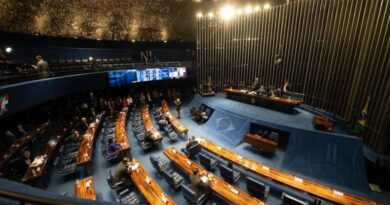 Pauta-bomba: Senado aprova em 1º turno PEC dos agentes de saúde