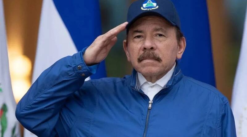 Governo da Nicarágua revoga registros de dois mil advogados