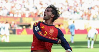 Espanha vence jogo dramático na prorrogação e conquista a Copa na última dança de Messi