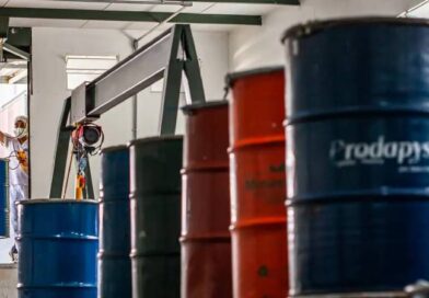 Indústria brasileira recua 0,2% em maio; primeira queda desde 2025 Indústria brasileira recua 0,2% em maio; primeira queda desde 2025