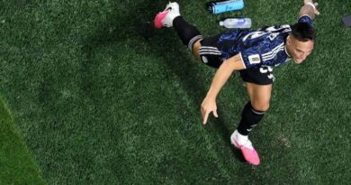 Com passe de Messi, Lautaro vira para Argentina contra Inglaterra
