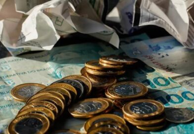 Economia cresce 0,7% em maio, puxada por consumo das famílias, diz FGV Economia cresce 0,7% em maio, puxada por consumo das famílias, diz FGV