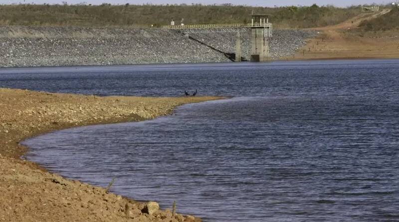 Super El Niño coloca setor elétrico em alerta e pode elevar custo da tarifa Super El Niño coloca setor elétrico em alerta e pode elevar custo da tarifa
