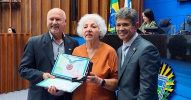 Sicoob Ipê recebe Medalha do Mérito Legislativo ao Cooperativismo Sicoob Ipê recebe Medalha do Mérito Legislativo ao Cooperativismo