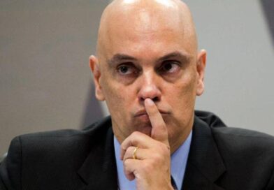 Reviravolta! Moraes toma atitude surpreendente e arquiva investigação contra Bolsonaro Reviravolta! Moraes toma atitude surpreendente e arquiva investigação contra Bolsonaro