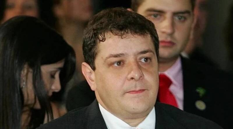 Oposição cobra avanço da PF em investigação sobre Lulinha