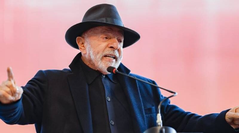 Lula se diz traído por banqueiros e promete retaliar