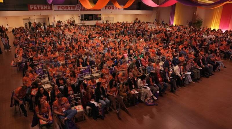 Delegação da ACP participa das decisões que definirão os próximos caminhos de luta da FETEMS