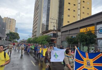 Adriane cancela, frustra população e Guarda barra desfile de jovens em dia de aniversário