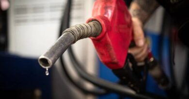 Gasolina com mais etanol chega aos postos: o que muda para o motorista