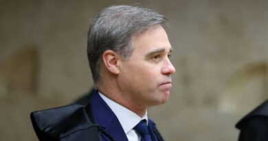 Mendonça manda governo Lula abrir dados de gastos com publicidade