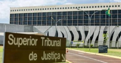 Presidente do STJ procura Alcolumbre por projeto que atualiza despesas