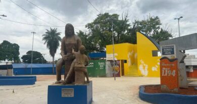 Reforma da Praça dos Imigrantes fica 22% mais cara e vira mais uma “obra sem fim” de Adriane
