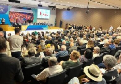 Pelo fim do desconto previdenciário de aposentados, SINDIJUS-MS participa do 20º Encontro Nacional do MOSAP em Brasília