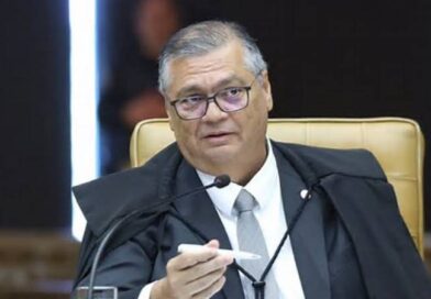 Dino autoriza nova investigação contra Lulinha