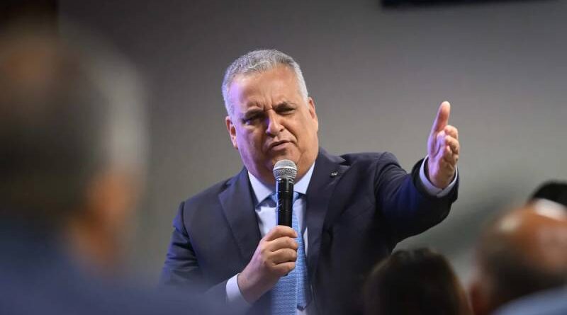 Quem é Alfredo Gaspar, escolhido vice na chapa de Flávio Bolsonaro