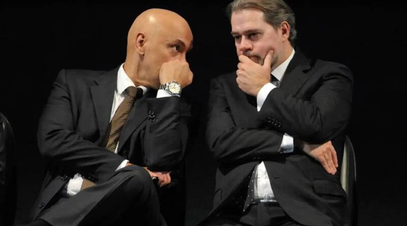 Atlas: 60,5% defendem impeachment de Toffoli e 49,8% de Moraes por caso Master