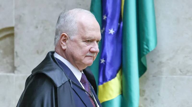 Fachin deve antecipar voto sobre Moraes para abreviar sessão