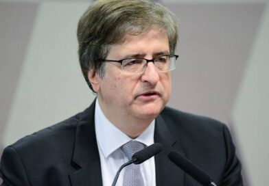 Irmão de Flávio Dino conduz sessão que analisa atuação de Gonet no caso Master