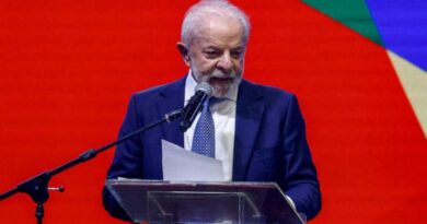 Governo Lula reajusta Bolsa Família em 15% a menos de três semanas das eleições