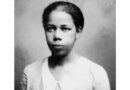 15 de outubro – Dia do Professor – Antonieta de Barros, primeira mulher negra eleita no Brasil e criadora da primeira lei que instituiu o dia do professor no Brasil.