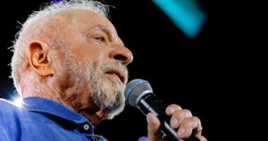 Lula avalia proibir bancos de emitirem mais de um cartão por pessoa