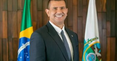 Garotinho desiste de recurso, e Ruas pode vencer eleição no RJ no 1º turno