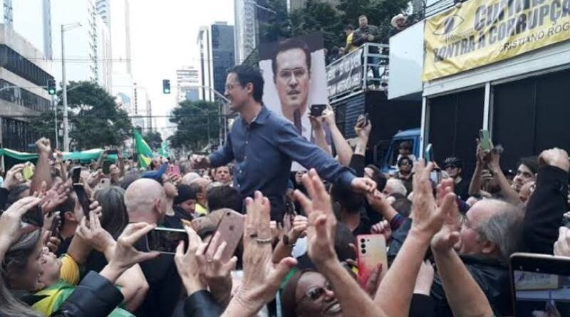 Urgente: Nunes Marques devolve candidatura de Deltan Dallagnol