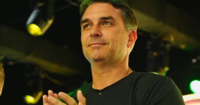 Aliado de Trump diz que Marco Rubio garantiu segurança de Flávio Bolsonaro nos EUA e alfineta: ‘Os democratas jamais teriam permitido’
