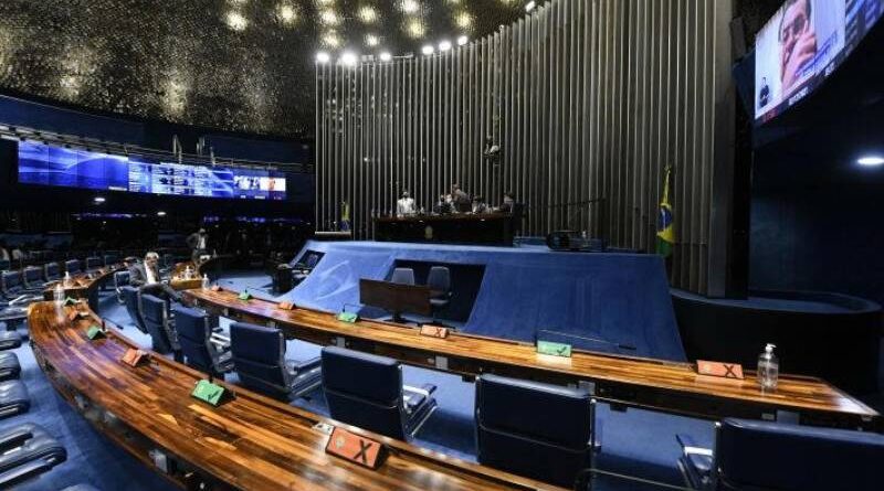 Eleição renova dois terços do Senado e tem disputa embolada em 24 estados e no DF