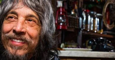 Morre o cantor e pianista Benito di Paula aos 84 anos
