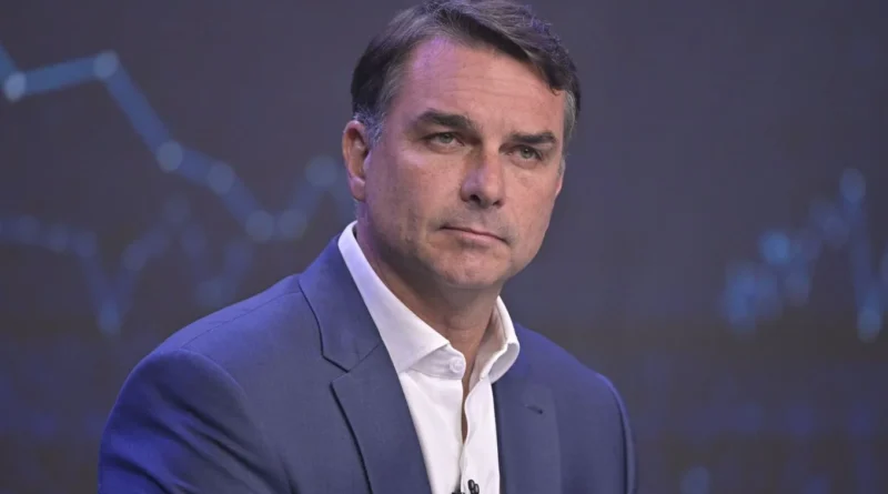 Estudo do Dieese projeta impacto de corte de R$ 200 bi defendido por Flávio Bolsonaro na economia e no emprego