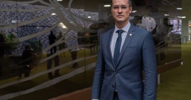 Aliado de Moraes no TSE cassa candidatura de Deltan